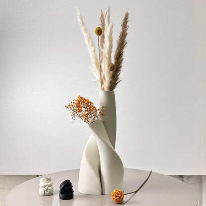 Intertwined Vase Set